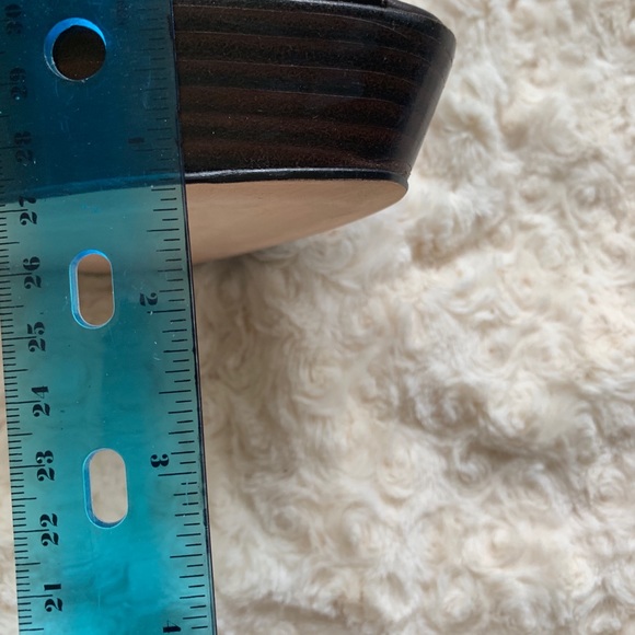 Bebe tailored Peekaboo toe around Ankle starlet. - Picture 6 of 8